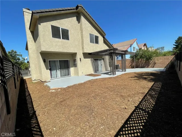 9400 Aqueduct Avenue, North Hills, California 91343
