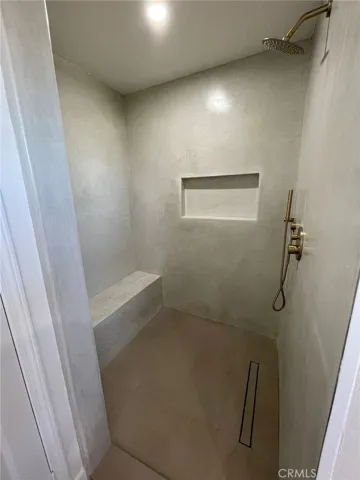 9400 Aqueduct Avenue, North Hills, California 91343