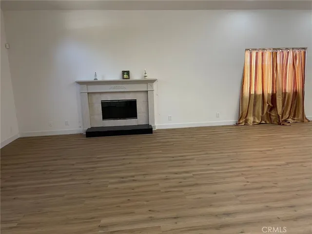 9400 Aqueduct Avenue, North Hills, California 91343