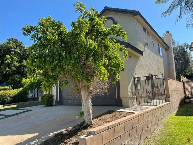 9400 Aqueduct Avenue, North Hills, California 91343