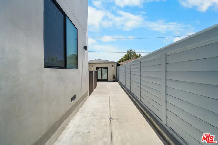 12534 W Gilmore Avenue, Los Angeles, California 90066