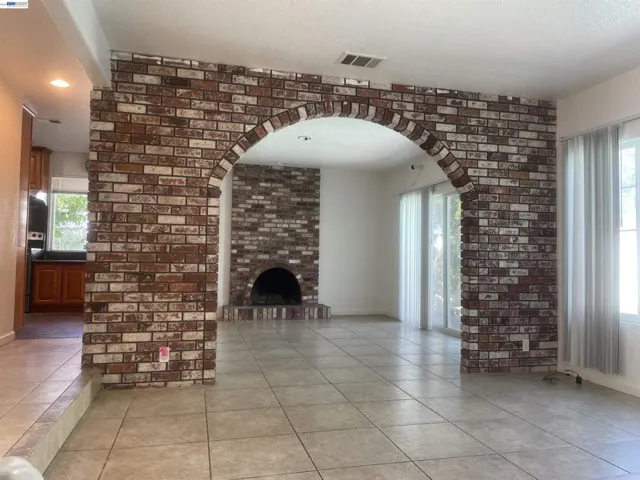 2784 Entrada Cir, Antioch, California 94509 — photo 4