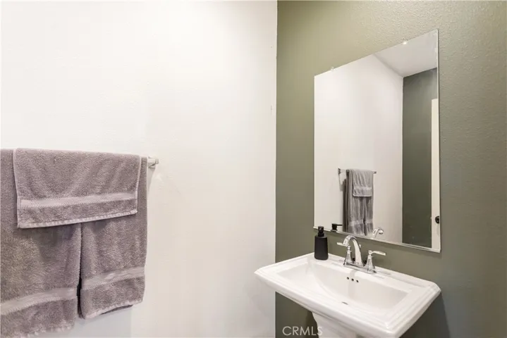 2818 E Berry Loop Privado 77, Ontario, California 91761