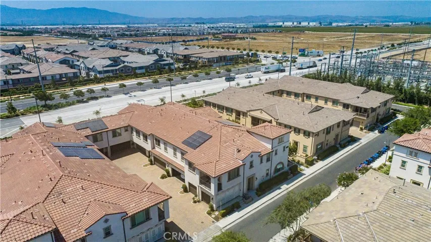 2818 E Berry Loop Privado 77, Ontario, California 91761