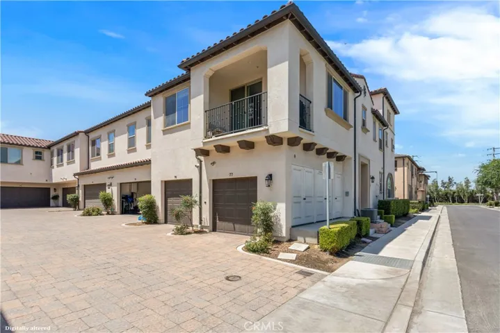 2818 E Berry Loop Privado 77, Ontario, California 91761