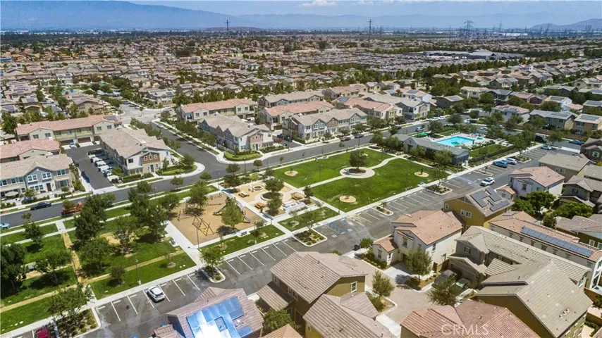 2818 E Berry Loop Privado 77, Ontario, California 91761