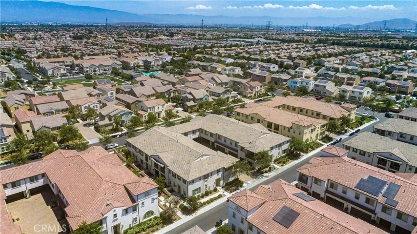 2818 E Berry Loop Privado 77, Ontario, California 91761
