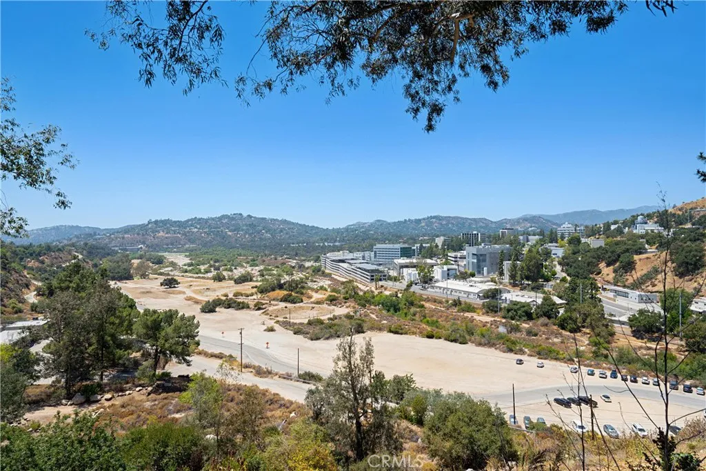 BACKYARD VIEW OVERLOOKING JPL