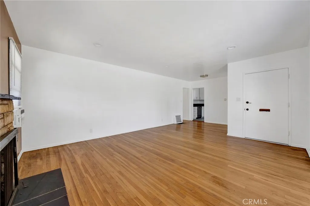 12759 Oxnard, North Hollywood, California 91606 — photo 5
