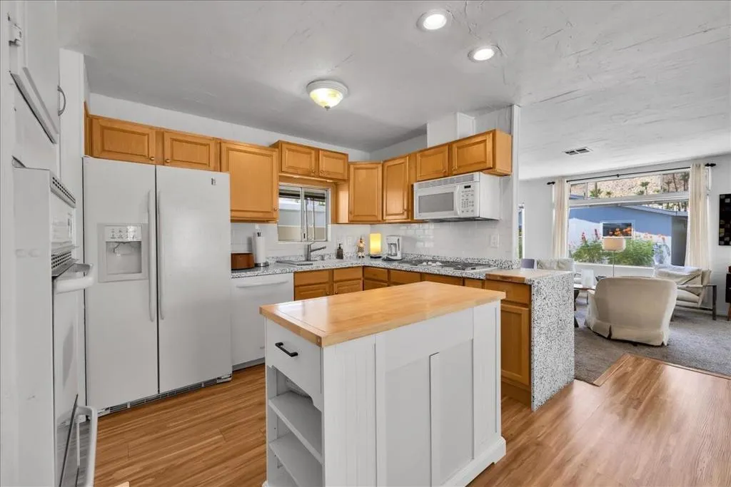 Kitchen Kitchen