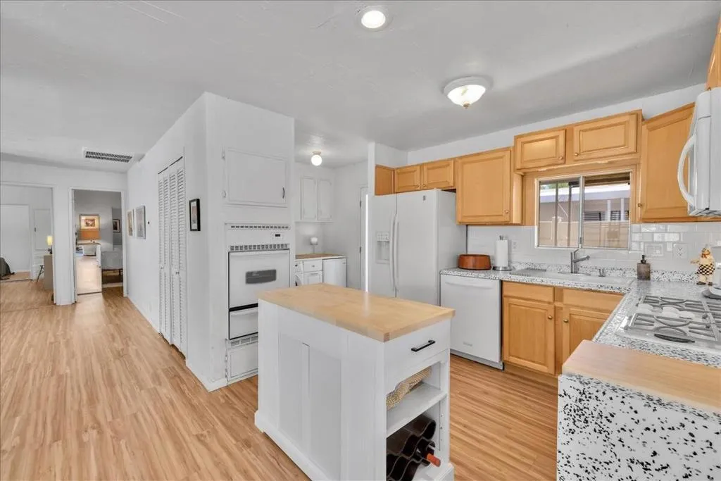 Kitchen Kitchen