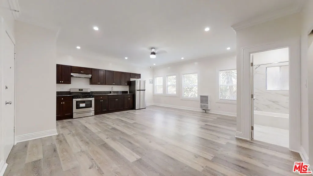 507 Loma 205