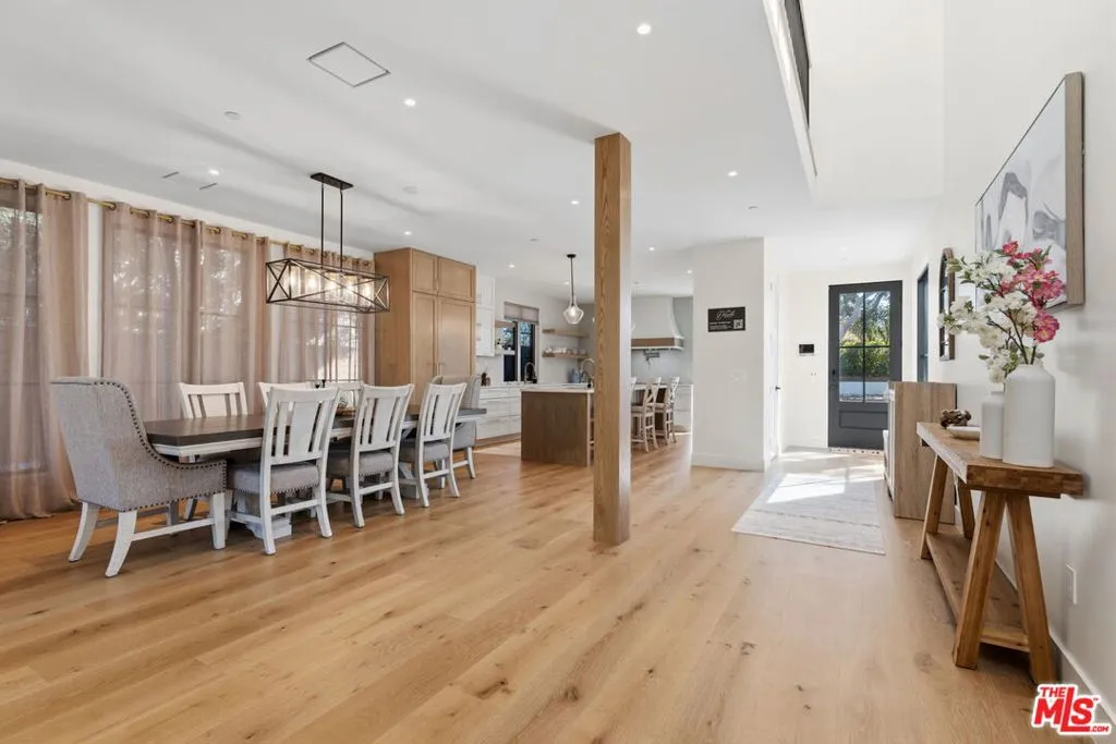 4034 Coolidge Avenue, Los Angeles, California 90066 — photo 5