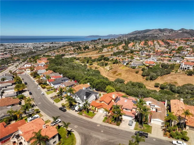 656 Shamrock, Pismo Beach, California 93449 — photo 5