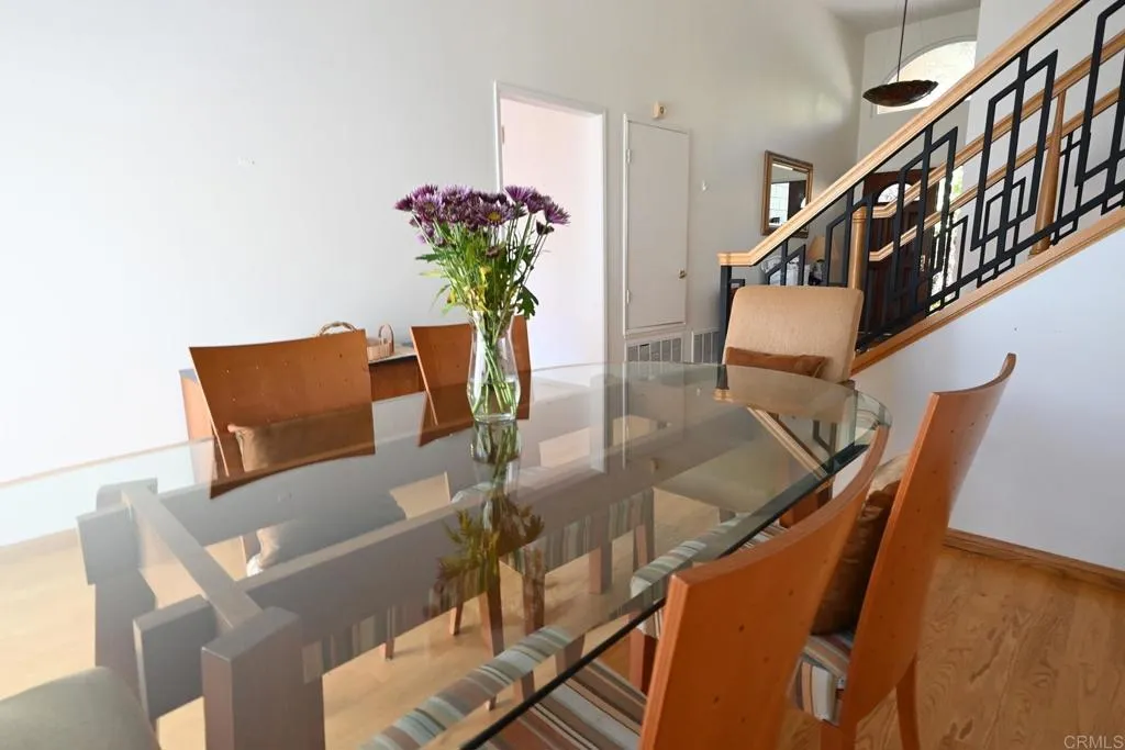 1881 Caminito Velez, La Jolla, California 92037 — photo 4