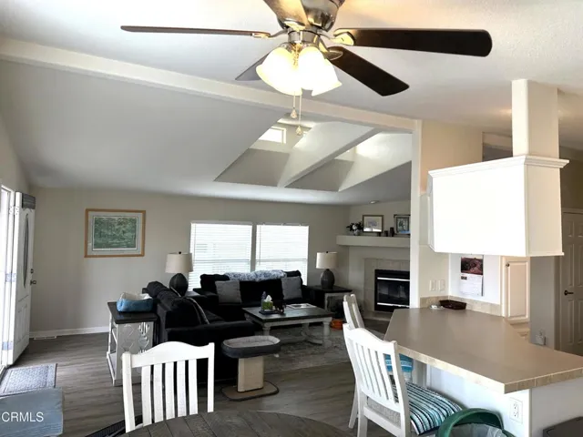 27 Copland Circle 27, Ventura, California 93003 — photo 4