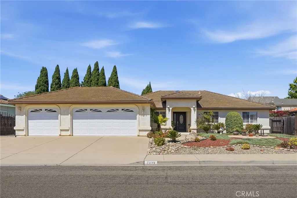 2439 La Costa Dr