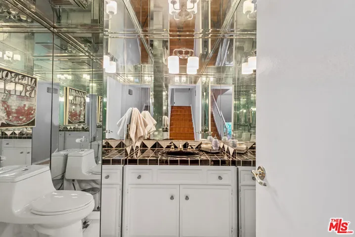 13233 Fiji Way K, Marina Del Rey, California 90292