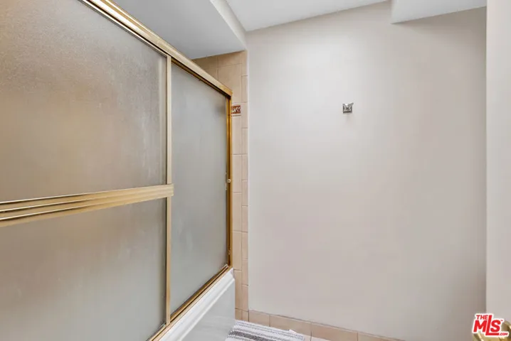 13233 Fiji Way K, Marina Del Rey, California 90292