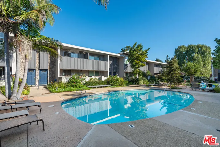 13233 Fiji Way K, Marina Del Rey, California 90292