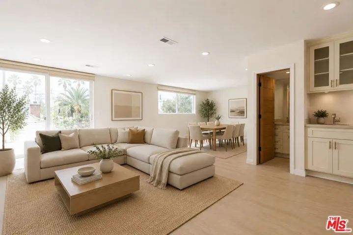 717 S Westgate Avenue, Los Angeles, California 90049