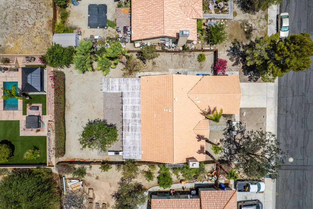 65920 Avenida Cadena-39