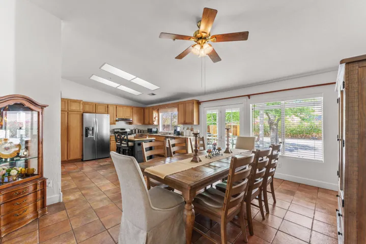 65920 Avenida Cadena-14