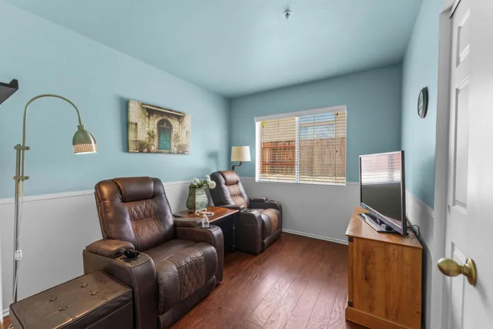 65920 Avenida Cadena-29