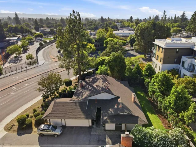 933935 Miramonte Avenue, Mountain View, California 94040