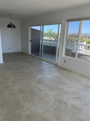 3991 Crown Point Dr 116, San Diego, California 92109