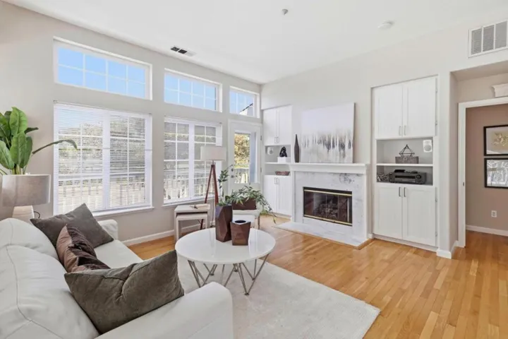 15 Outlook Circle, Pacifica, California 94044