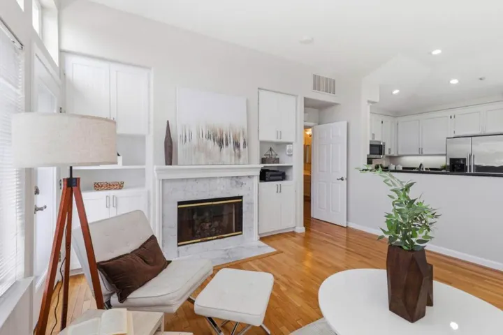 15 Outlook Circle, Pacifica, California 94044