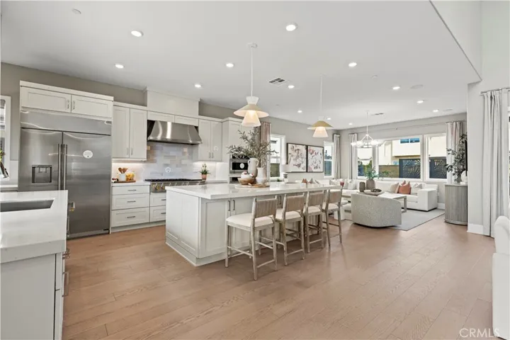 402 Shrike, Irvine, California 92618