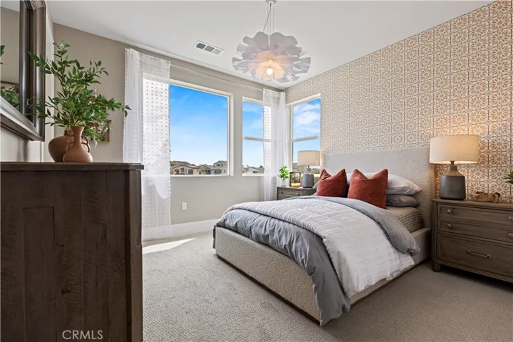 402 Shrike, Irvine, California 92618
