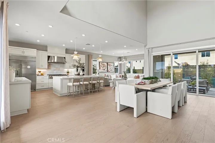 402 Shrike, Irvine, California 92618