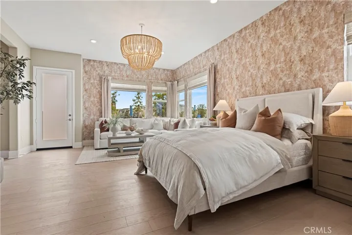 402 Shrike, Irvine, California 92618