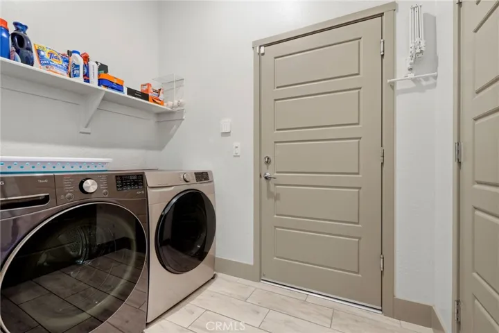 2407 W Andrew, Hanford, California 93230