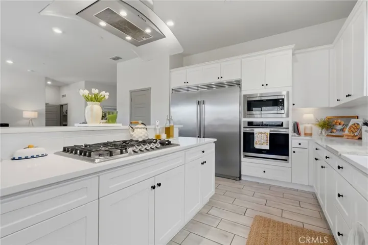 2407 W Andrew, Hanford, California 93230