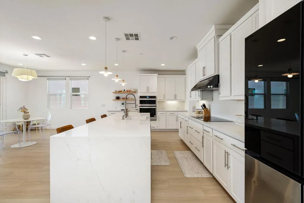 23-web-or-mls-JBSantero_OPMG_0726_023 23-web-or-mls-JBSantero_OPMG_0726_023