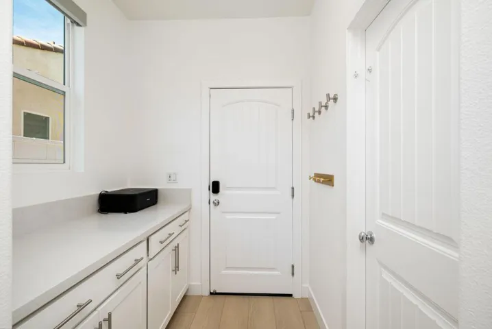 25-web-or-mls-JBSantero_OPMG_0726_025