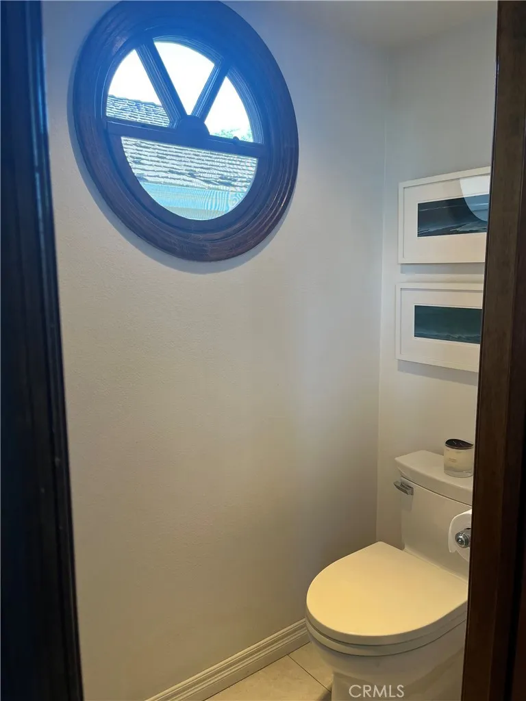 SEPARATE WATER CLOSET