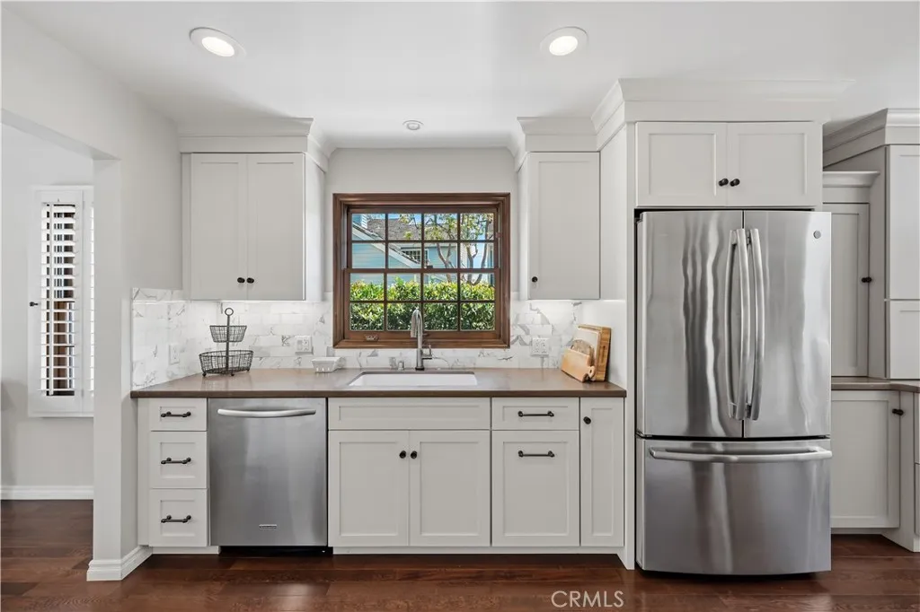 LARGE SINGLE SINK