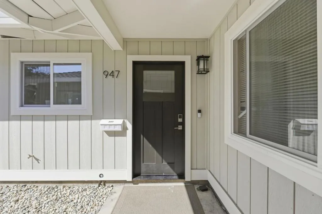 945947 Miramonte Avenue, Mountain View, California 94040 — photo 4