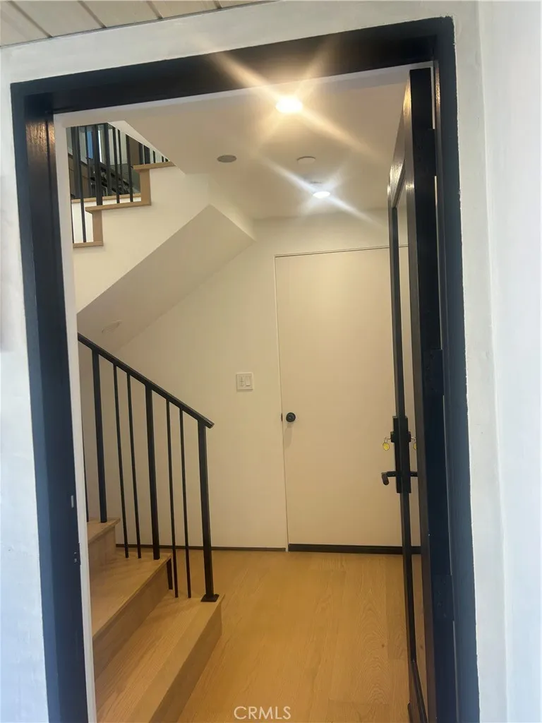 612.5 Begonia Avenue, Newport Beach, California 92625 — photo 4