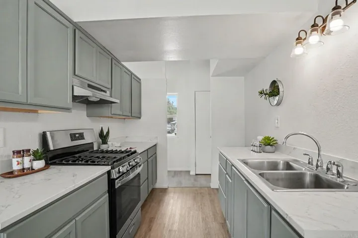 1514 Woodrow Avenue, San Diego, California 92114