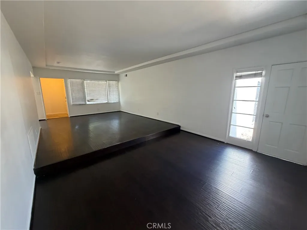 636 N Lamer Street, Burbank, California 91506 — photo 5