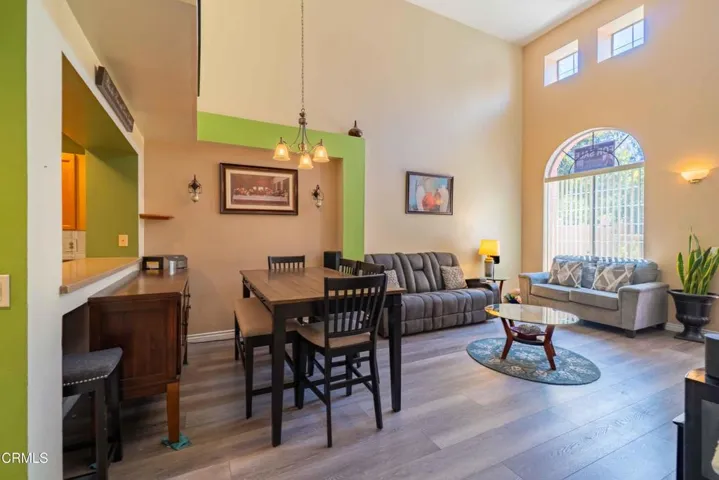 1334 Jamaica Lane dining area 3