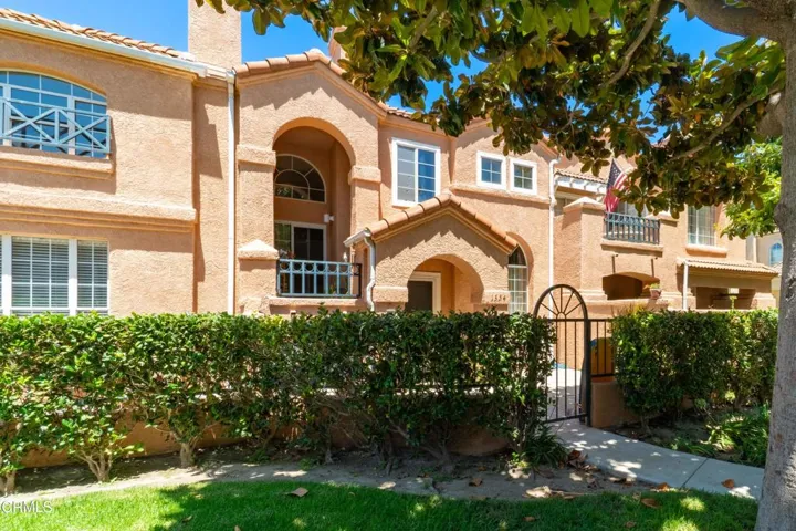 1334 Jamaica Lane - Front