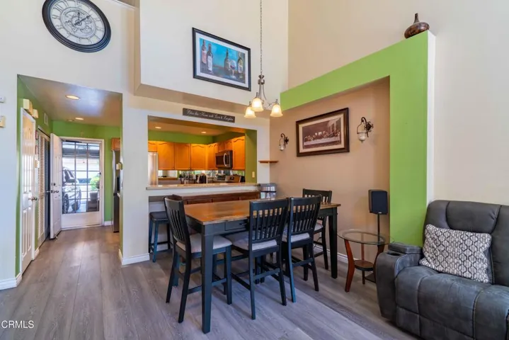 1334 Jamaica Lane Dining area 2