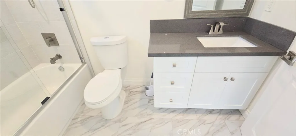 Bathroom in main bedroom